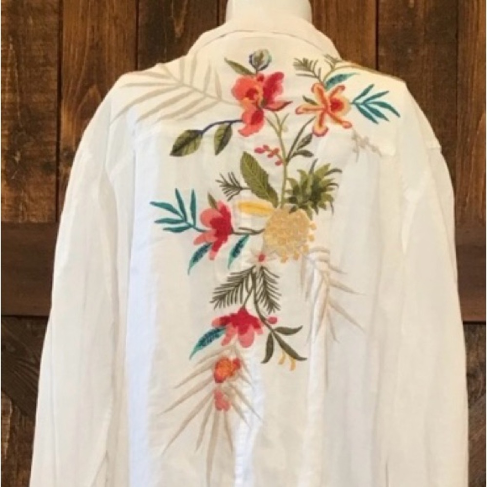 Johnny Was Linen Jacket with Floral Embroidery